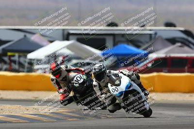 media/Apr-09-2022-SoCal Trackdays (Sat) [[c9e19a26ab]]/Turn 2 (1140am)/